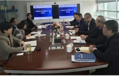 七臺河市委副書記、市長賈君一行到訪中國石墨