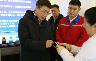 市委副書記、市長張濤一行蒞臨寶泰隆調(diào)研